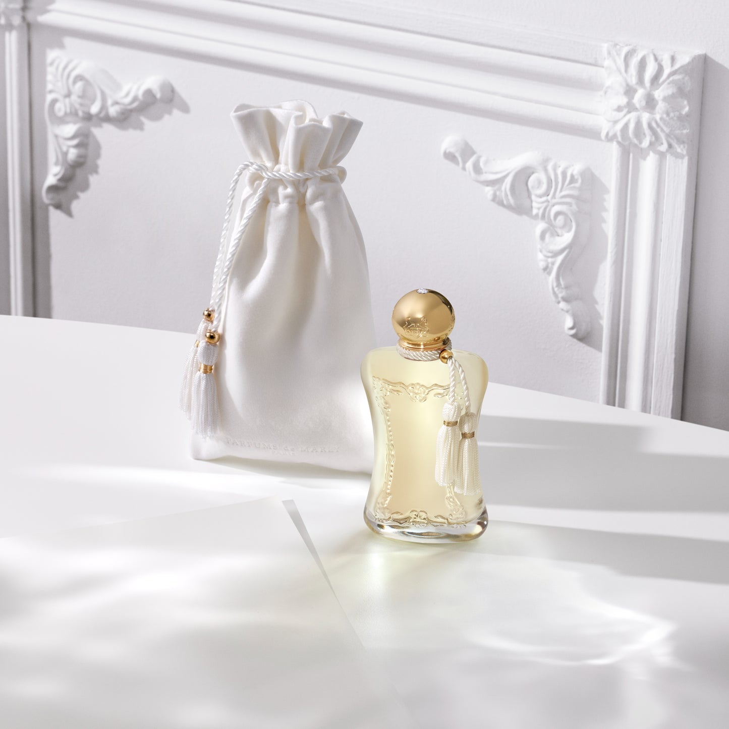 PERFUMED COURT POUCH